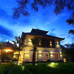 Grand Whiz Nusa Dua Bali Отель